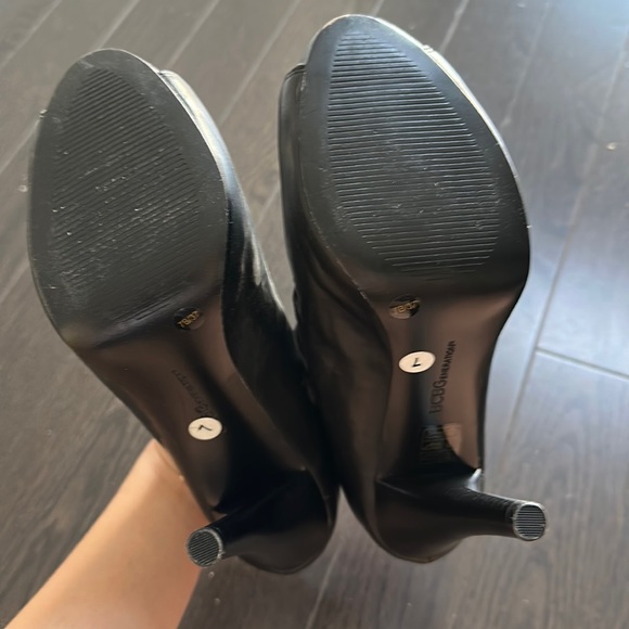 BCBG Heels - Picture 3 of 4